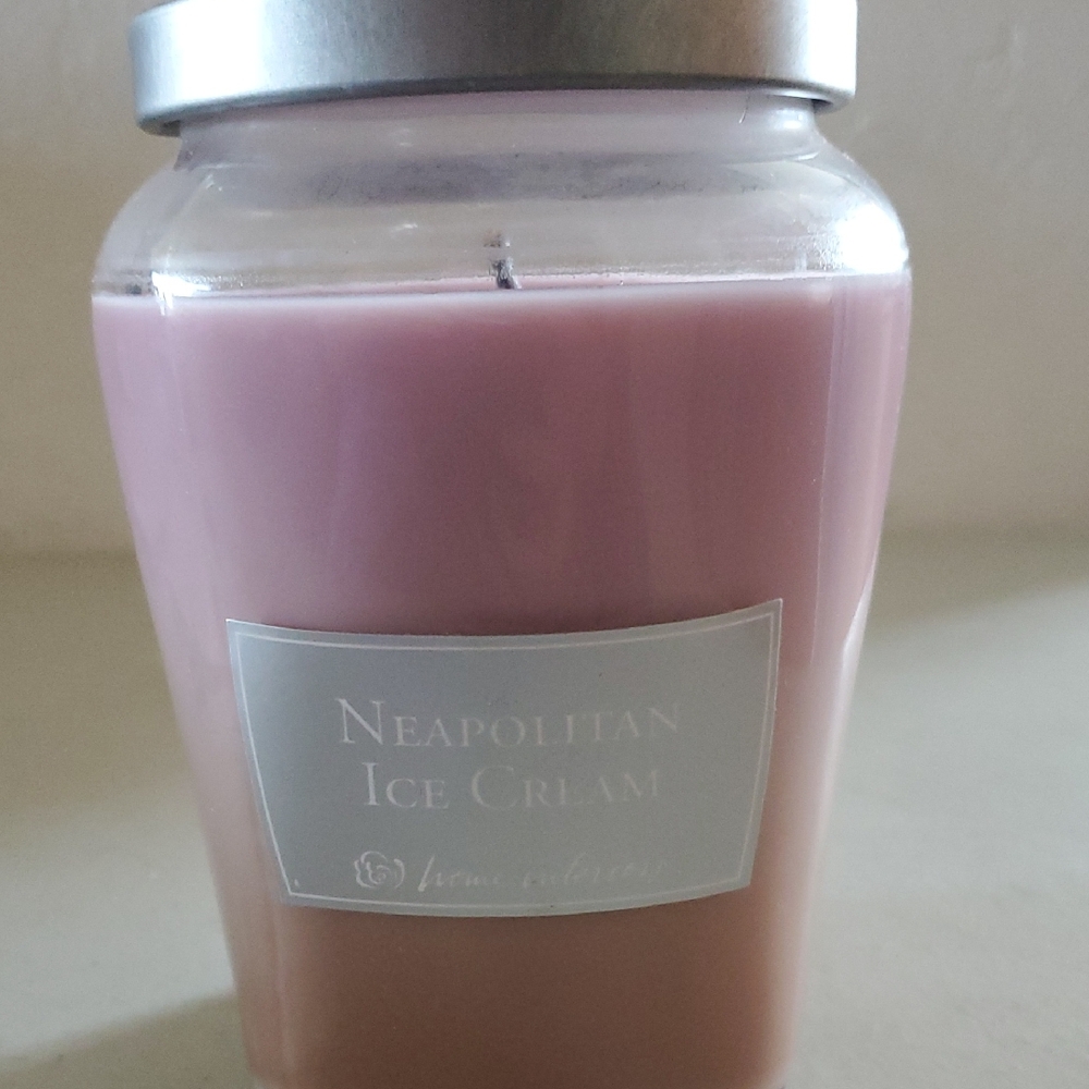 Neapolitan Ice Cream Scent Candle Large 3 scents Clean burn Home Interiors NWOT